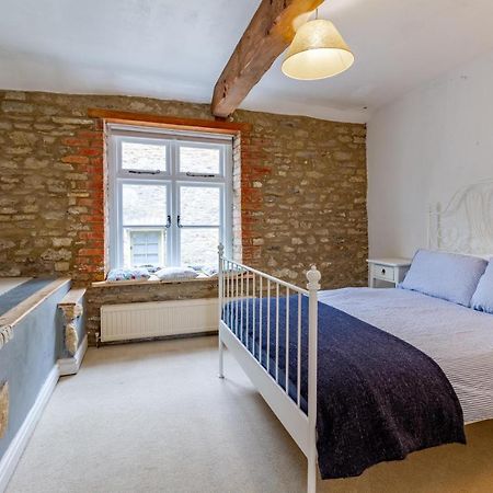 The Shoe Box Cottage With Allocated Parking Malmesbury Exterior foto