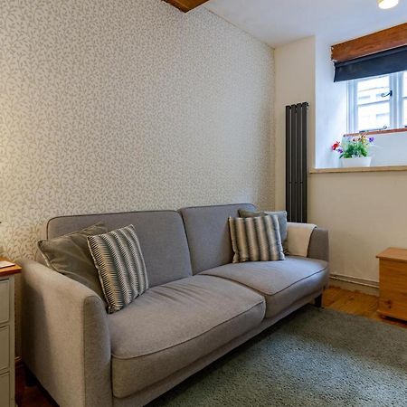The Shoe Box Cottage With Allocated Parking Malmesbury Exterior foto