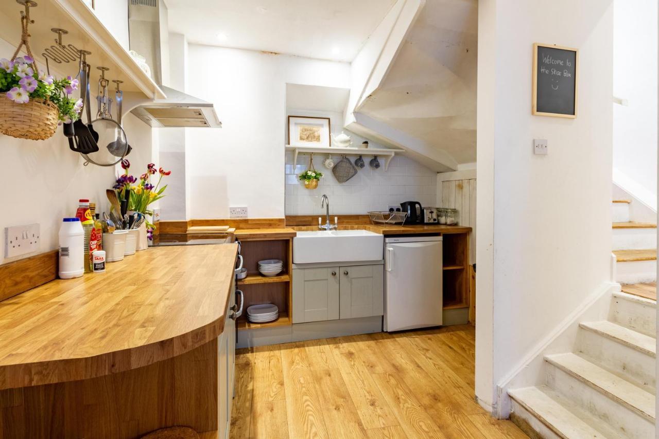 The Shoe Box Cottage With Allocated Parking Malmesbury Exterior foto