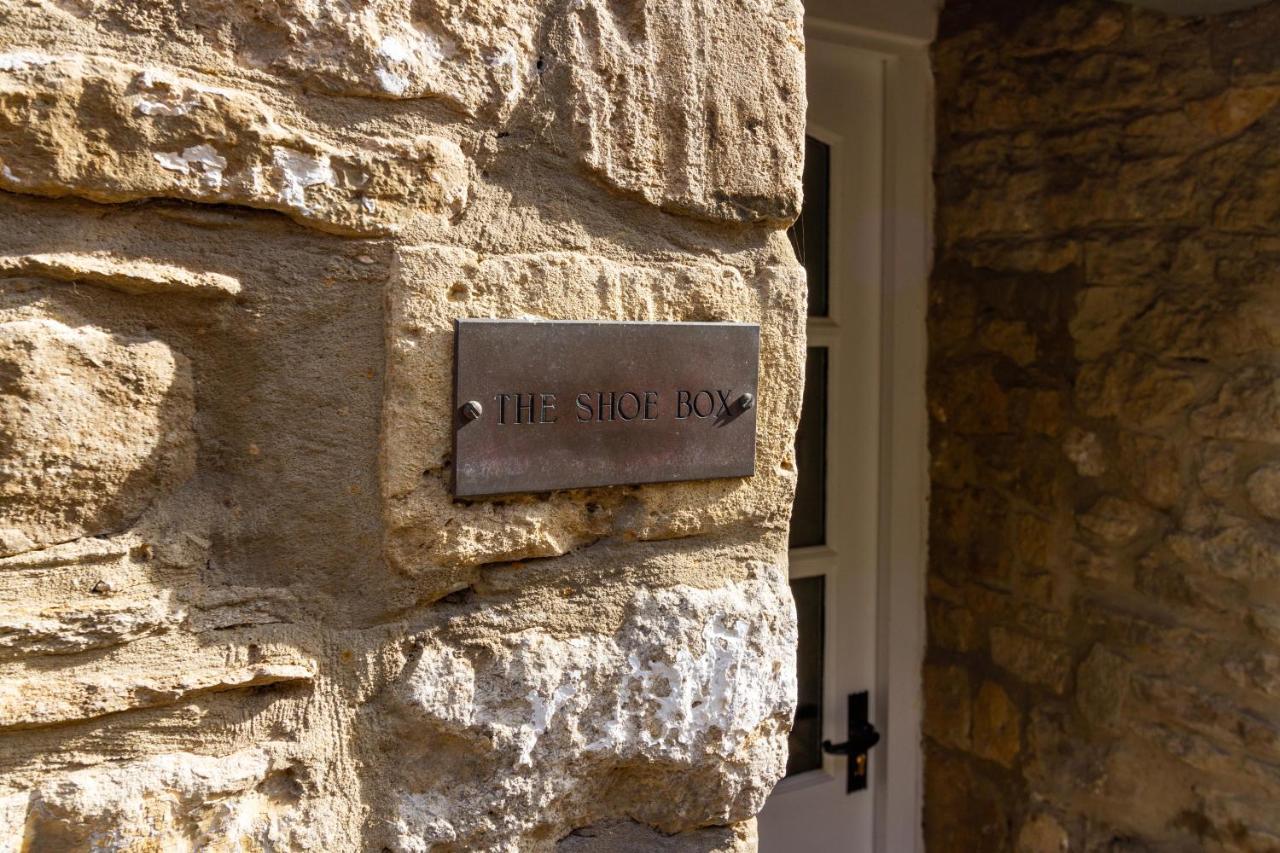 The Shoe Box Cottage With Allocated Parking Malmesbury Exterior foto
